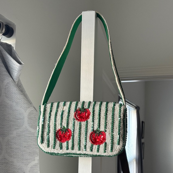 Beaded tomato bag - Picture 2 of 2